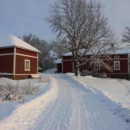 Leipyoelin Tila Bed & Breakfast Pernio Exterior foto